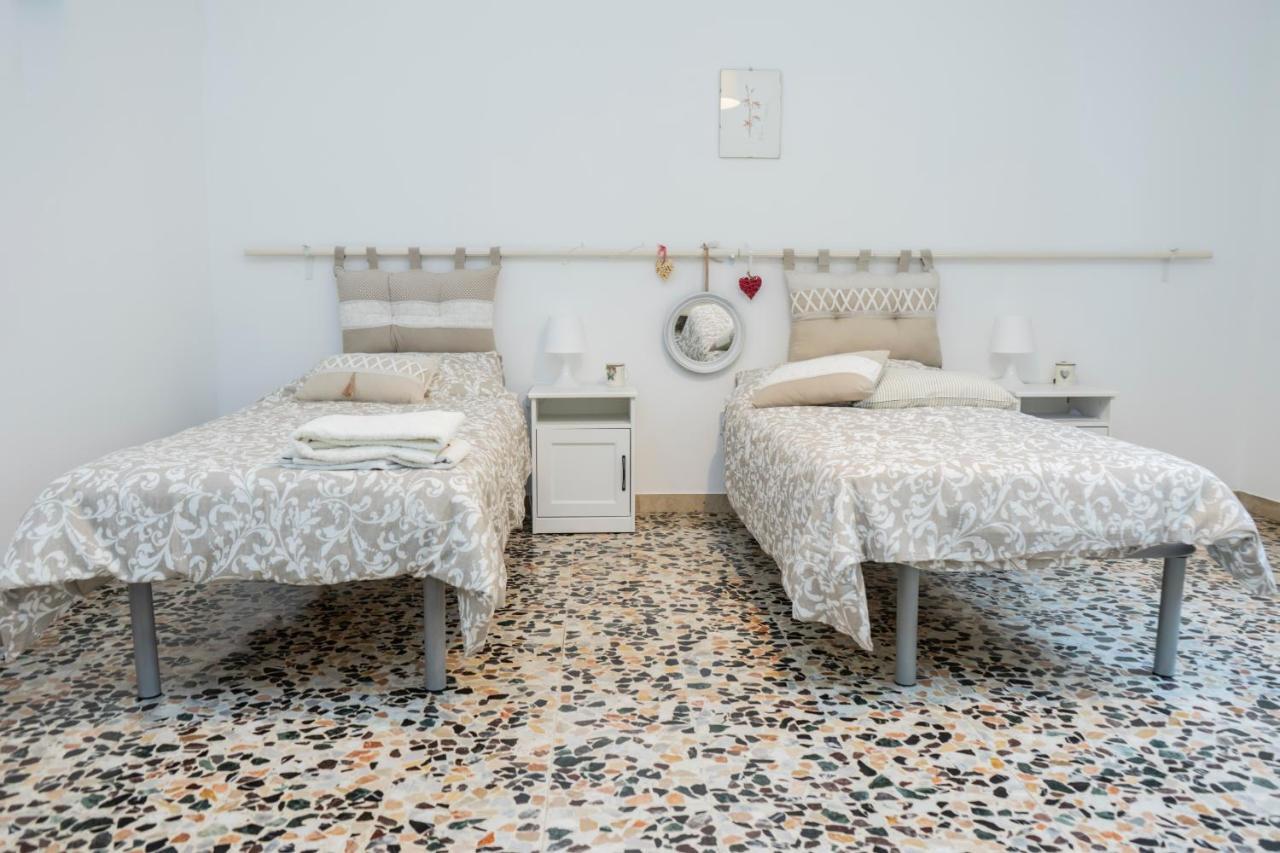 Family Dream Dante Apartment Равена Екстериор снимка