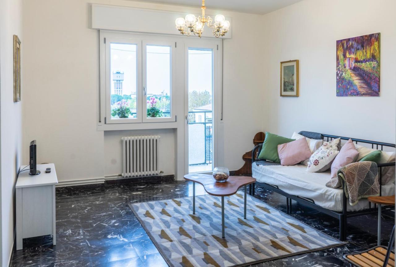 Family Dream Dante Apartment Равена Екстериор снимка